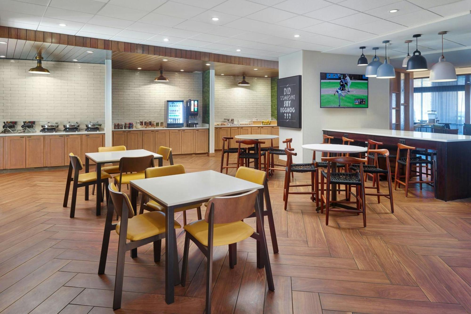 Fairfield & By Marriott 3*